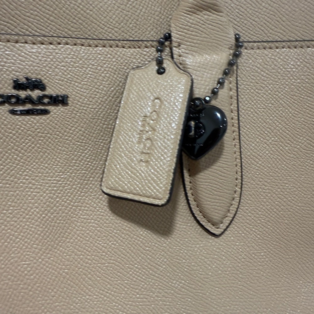 Coach Bailey Carryall Tote - Picture 2 of 8